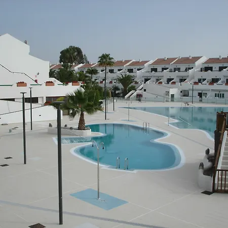 Apartament Parque Don Jose 110 *